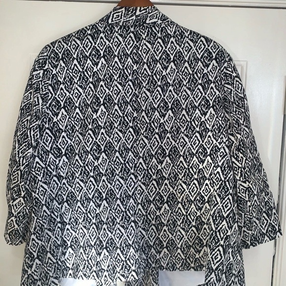 Black and White Patterned Women's Blazer - Picture 2 of 2